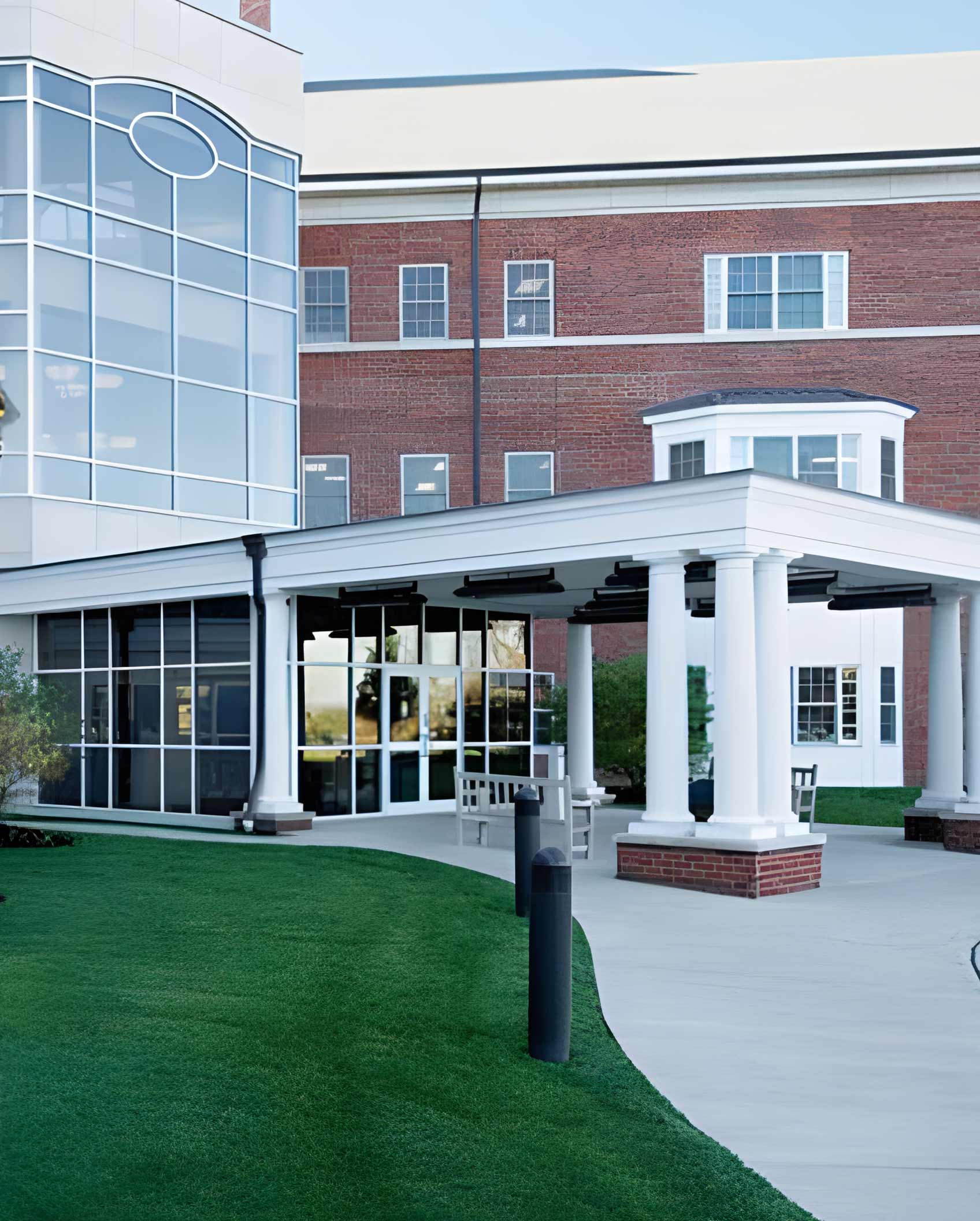 GraysLake Outpatient Center